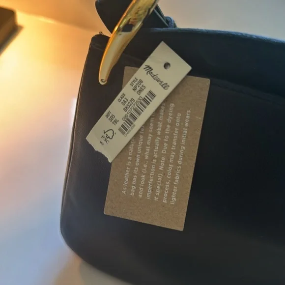 NWT Madewell black leather purse - Picture 5 of 6